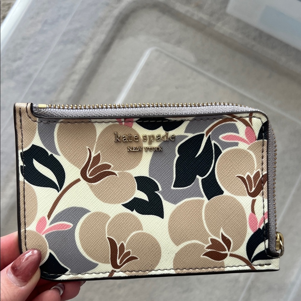 Kate Spade Floral Card Holder - Cream, Brown, and Black